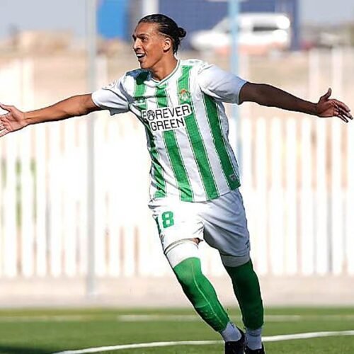 El Betis negocia la salida de Yanis