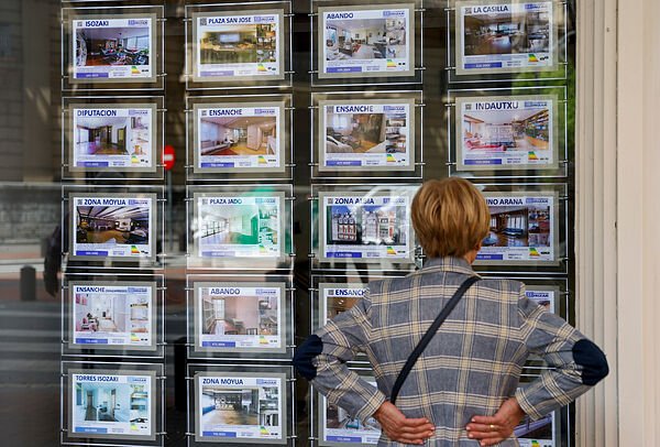 Casi un cuarto de la población inquilina cruzaría el umbral de la pobreza en España al pagar el alquiler de su vivienda