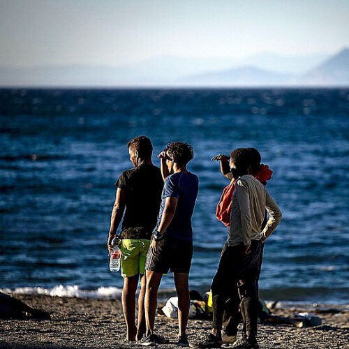 La mayoría de inmigrantes entrevistados en Ceuta alegan ser gays o perseguidos políticos para intentar quedarse en España