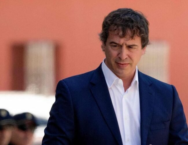 La Audiencia de Badajoz rechaza la petición del ‘hermanísimo’ de retirar de la sentencia la afirmación de que participó en la creación de la plaza amañada