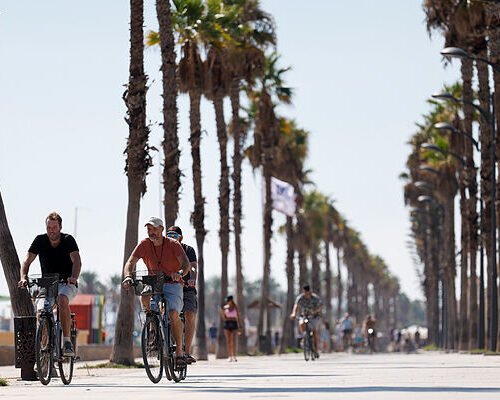 El ambiente caluroso seguirá esta semana, con cerca de 40 grados en el sur peninsular, pero el domingo llegarán las lluvias