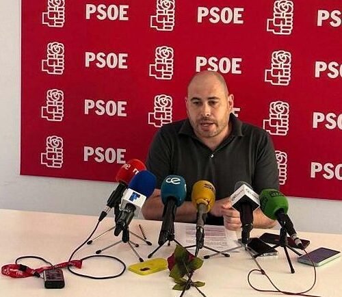 Moncloa releva al delegado del Gobierno en Ceuta, que denuncia «un ambiente muy hostil» en el que «algunos han intentado sacar tajada»