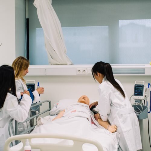 De la simulación a los hospitales: claves del éxito de la formación sanitaria