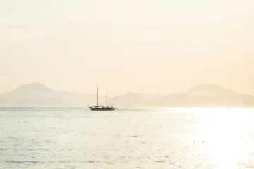 El Mediterráneo, un mar cada vez más salado y caliente a miles de metros bajo la superficie