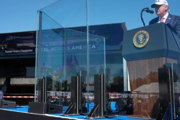 Trump amenaza con excluir productos canadienses de compras públicas de EEUU si no hay «reciprocidad plena»