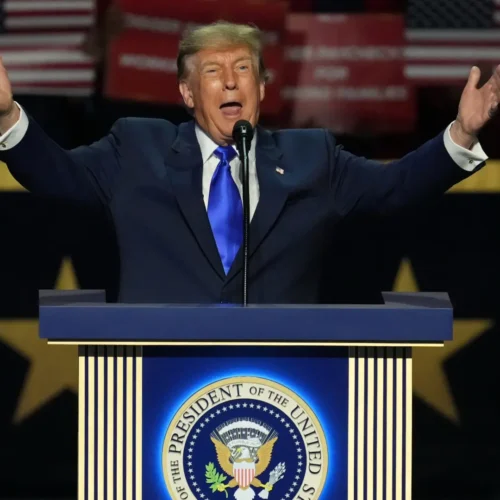 Trump promete 5.000 dólares a cada adulto si los republicanos mantienen el Congreso