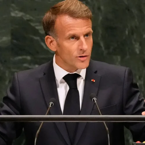 Macron critica en la ONU a quienes «se jactan de una supuesta paz» mientras se impone la «ley de la selva»