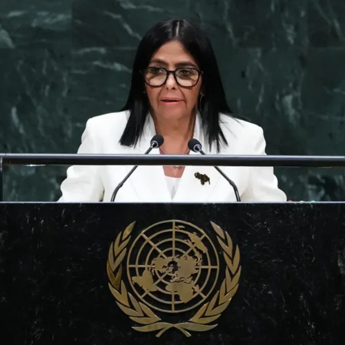 Delcy Rodríguez promete elecciones en Venezuela y reivindica el acuerdo petrolero con EEUU ante la ONU
