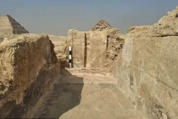 Hallan en Egipto la tumba de 4.000 años de antigüedad del «guardián de los secretos del rey», con un misterioso «portal al más allá»