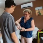 Familias exigen un plan escolar ante una urgencia de vida o muerte: «Cada minuto cuenta»
