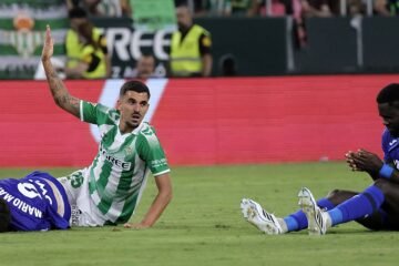 Ceballos, en su vuelta a casa con el Betis: «Estaba en una nube y ha sido un carrusel de emociones de muchos años atrás»