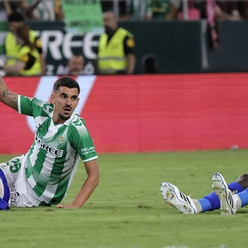 Ceballos, en su vuelta a casa con el Betis: «Estaba en una nube y ha sido un carrusel de emociones de muchos años atrás»
