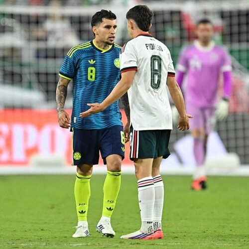 Álvaro Fidalgo participa en el empate del estreno de Rafa Márquez con México