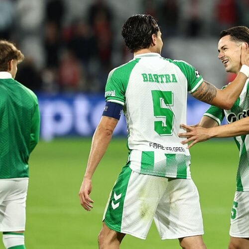 Fidalgo se gana un puesto en la rotación de Pellegrini