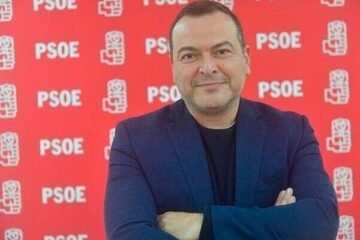 El primer cargo del PSOE caído por Ceuta, ante la juez tras detallar Vivas 10 llamadas con Moncloa