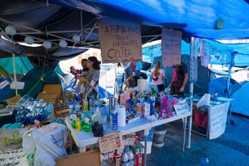 ‘Bengala’, la escort y activista que ocupó ‘Casa 47’ y ha desaparecido de la acampada de Sol tras pedir ‘bizums’ para los inmigrantes de Ceuta