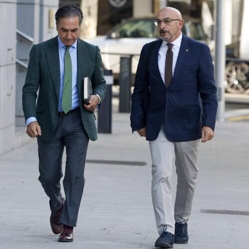 Mandos de la Guardia Civil y la Policía declaran a la juez que vieron «seis barcos militares» marroquíes próximos a Ceuta la noche anterior a la oleada