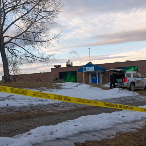 Detenido un estadounidense por su presunta relación con el letal tiroteo de febrero en una escuela de Canadá