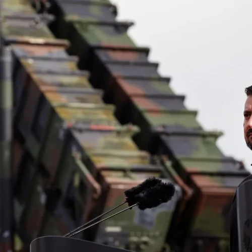 Zelenski insiste en su estrategia y pide más presión sobre Putin con ayuda militar para Ucrania y nuevas sanciones