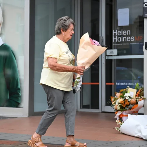 Todo sobre el «devastador» atropello a una diputada australiana: era amiga de la familia del agresor, ha perdido las dos piernas…
