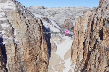 Muere una turista tras caer de una altura de 300 metros cuando intentaba hacer una foto panorámica en los Dolomitas italianos