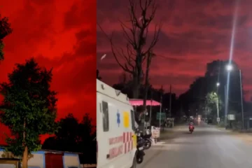 El cielo ‘sangra’ en la India: se tiñe de un rojo intenso y deja imágenes de película