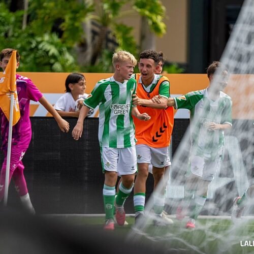 El Betis, campeón de LaLiga Futures tras imponerse a River Plate en la final del torneo