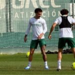 Pellegrini ultima la preparación de la visita del Málaga a la Cartuja con todos los disponibles excepto el Cucho Hernández