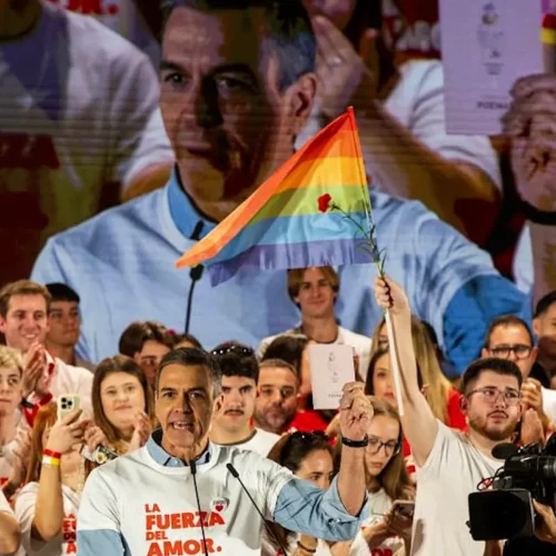 Sánchez lee un poema de Lorca en Granada: «Esta es la España que reivindicamos»